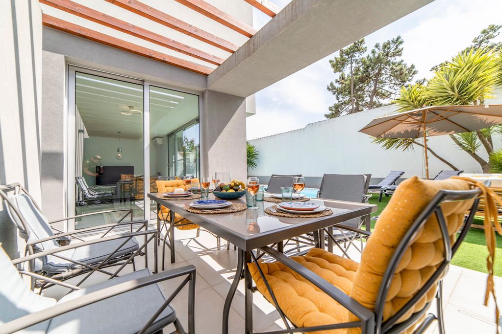 Casa Sena Lisbon Coast Olivers Travels2