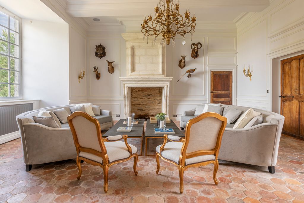 Chateau Mont des Anglais Dordogne Olivers Travels 3