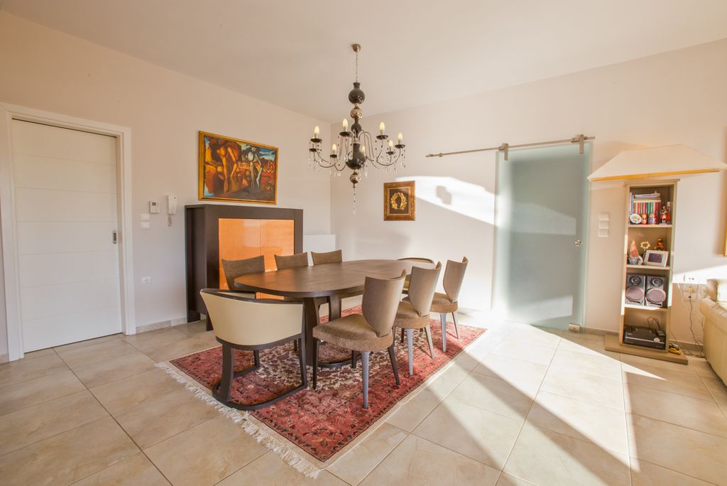 Villa Posidonia Mainland Greece Olivers Travels 3