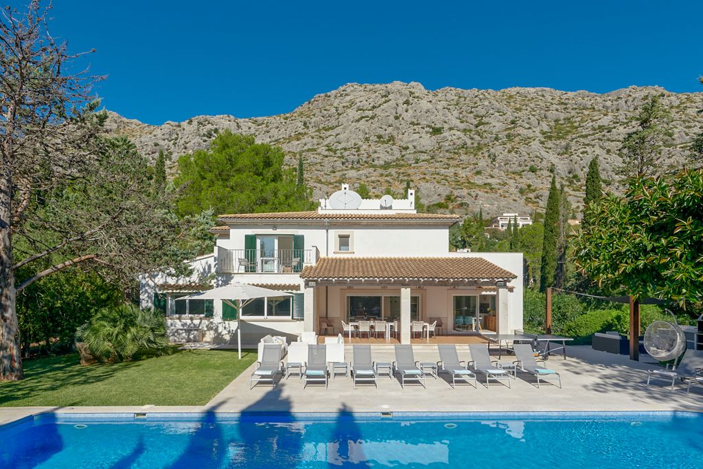 Villa Pollensa Font Mallorca Olivers Travels 1