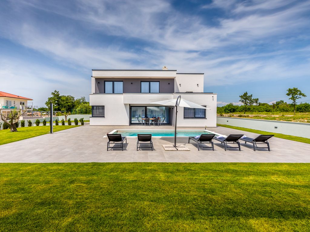 Villa Lovre Istria Olivers Travels 1