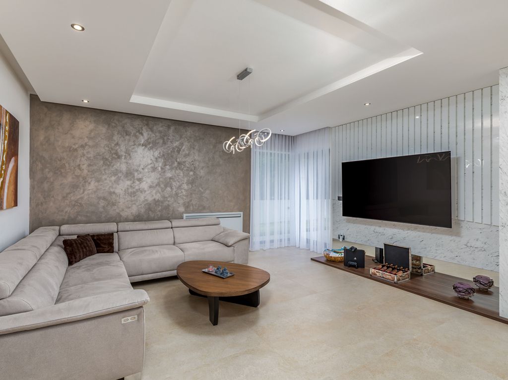 Villa Lovre Istria Olivers Travels 3