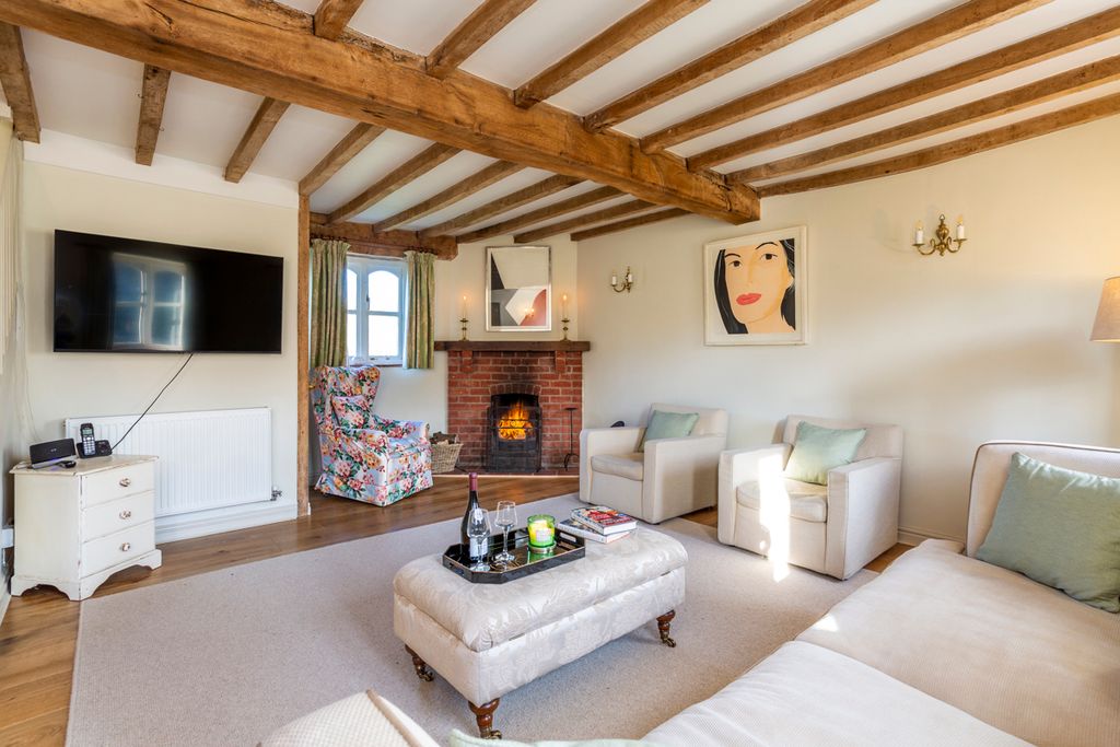 Chevaliers Cider Cottage Olivers Travels 2