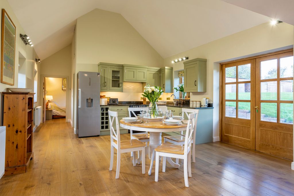 Chevaliers Cider Cottage Olivers Travels 4