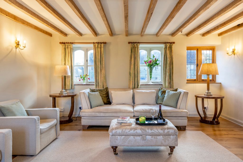 Chevaliers Cider Cottage Olivers Travels 3