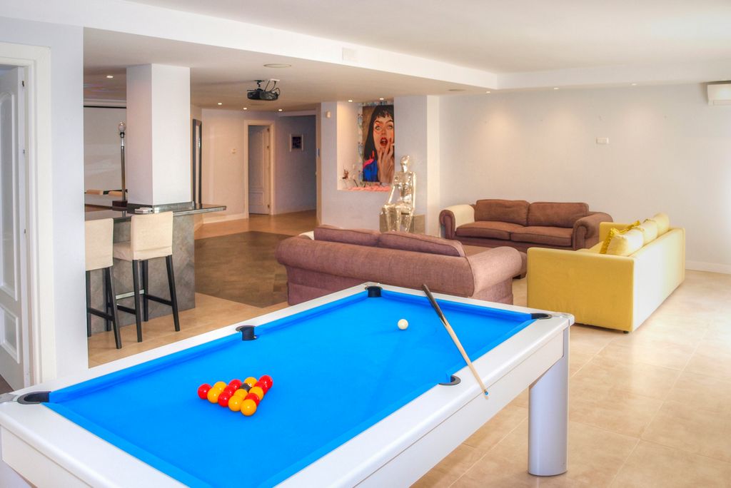 Casa Nueva Quilla Costa del Sol Olivers Travels 5