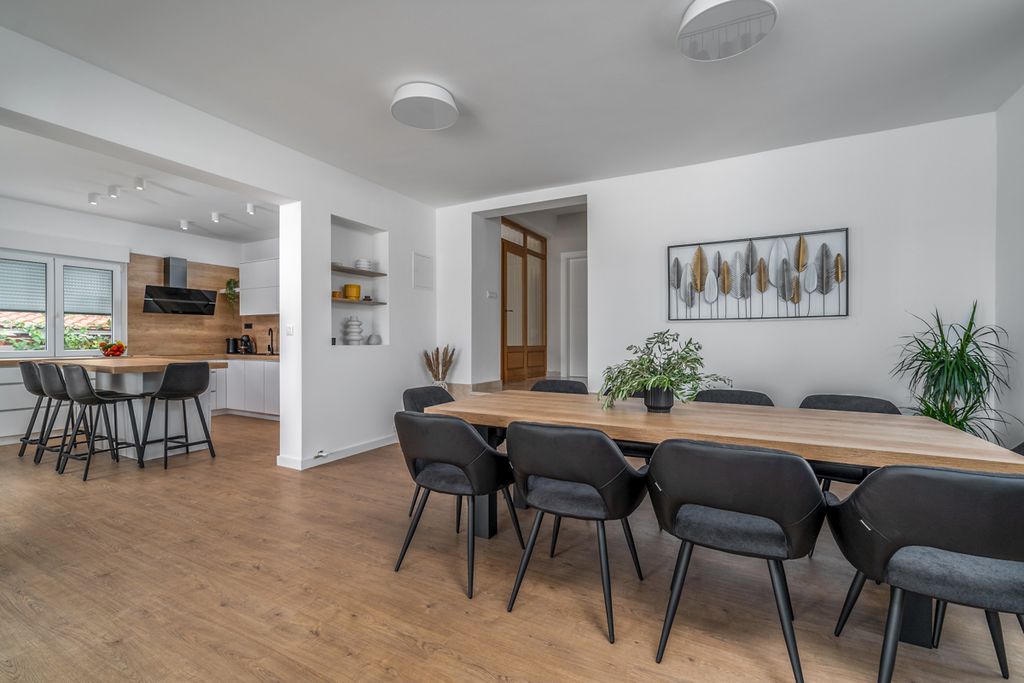 Villa Ivancica Dalmatia Coast Olivers Travels 4