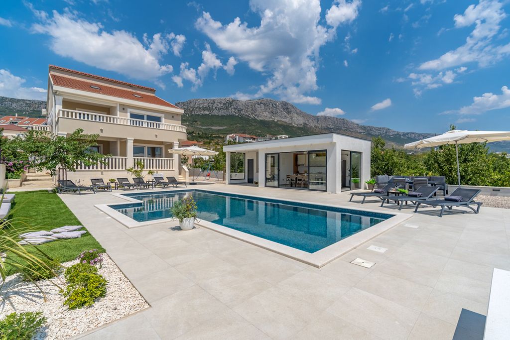 Villa Ivancica Dalmatia Coast Olivers Travels 1