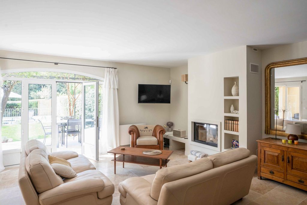 Maison Junon Provence Olivers Travels 3