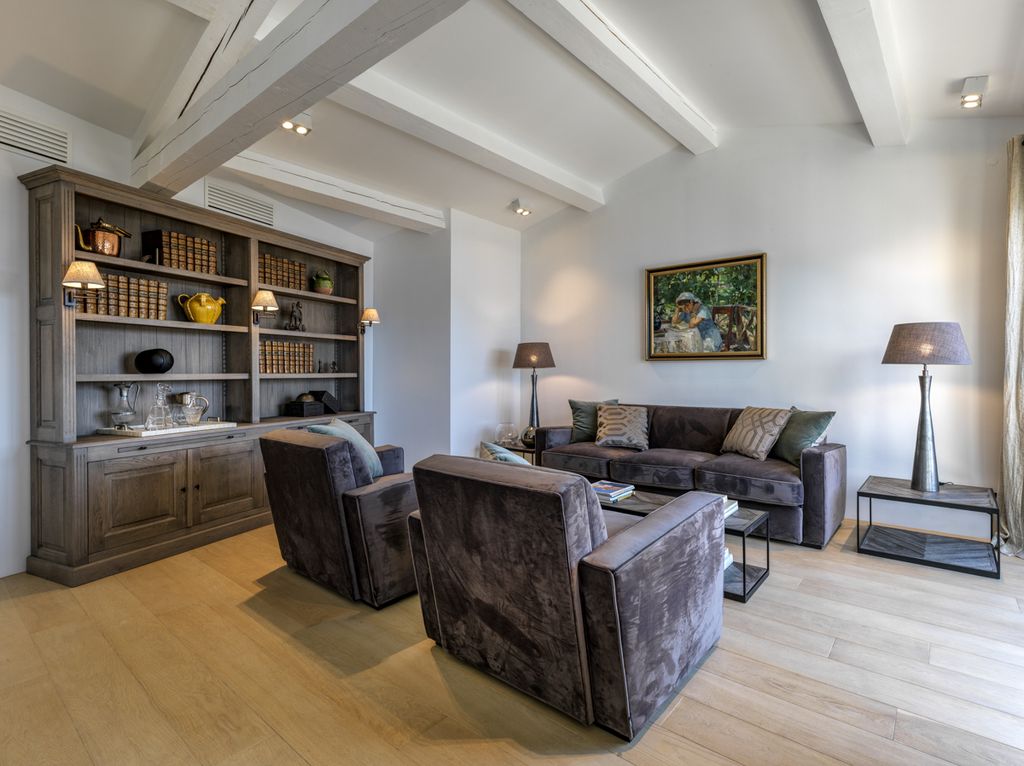 Villa Dreyfus French Riviera Olivers Travels 3