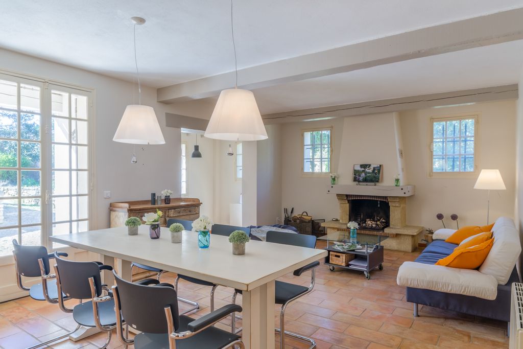 Maison Des Amoureux Provence Olivers Travels 3