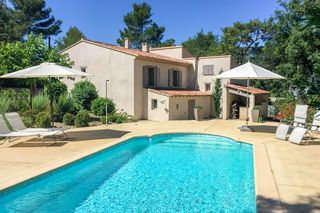 Maison Des Amoureux Provence Olivers Travels 1