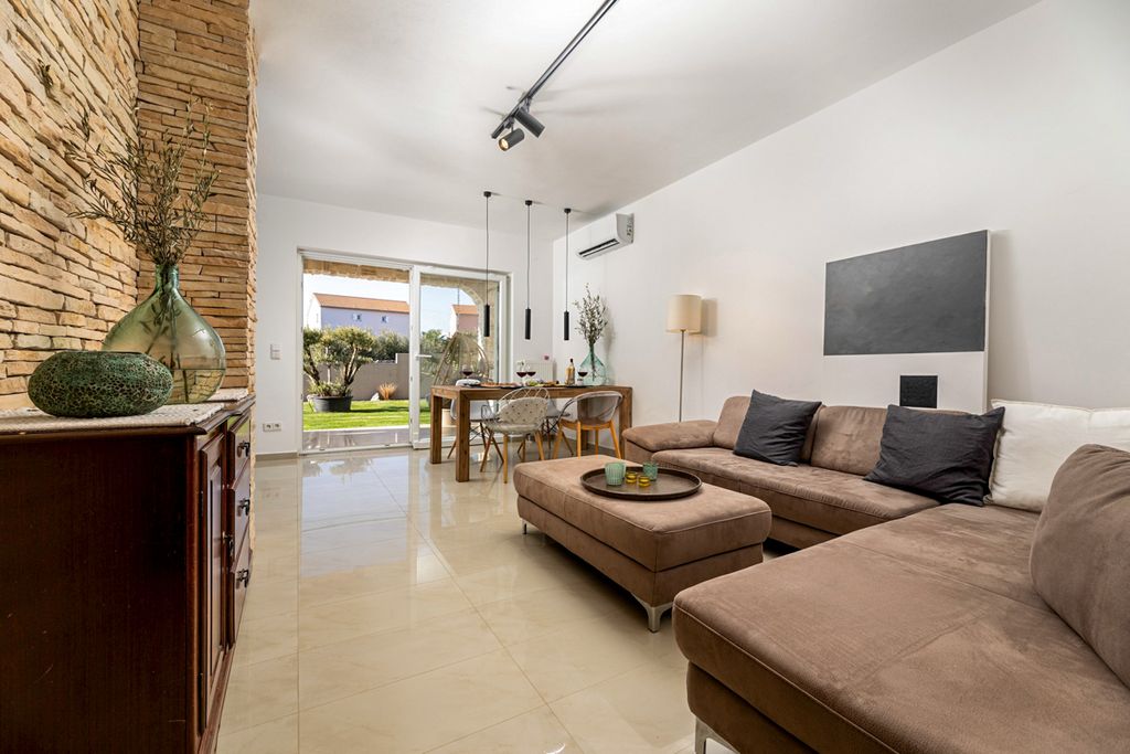 Villa Moonlight Krk Olivers Travels 3