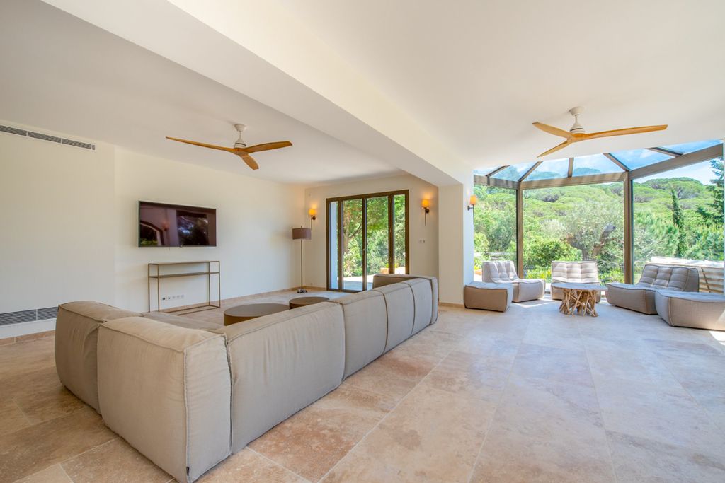 Villa Caniche Cote D Azur Olivers Travels 3 01