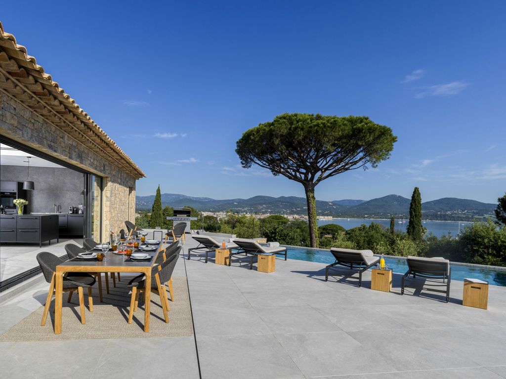 Villa Piaf French Riviera Olivers Travels 5