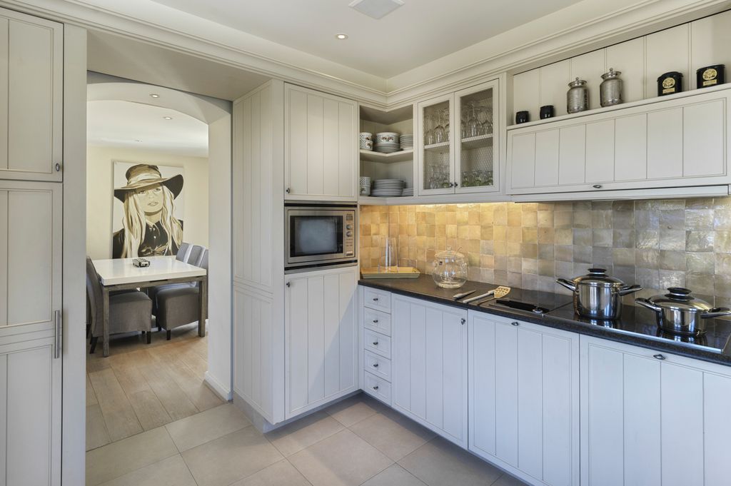 Villa Zidane French Riviera Olivers Travels 4