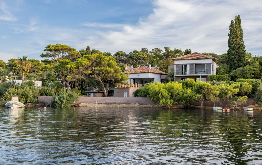Le Refuge du Pecheur French Riviera Olivers Travels 2