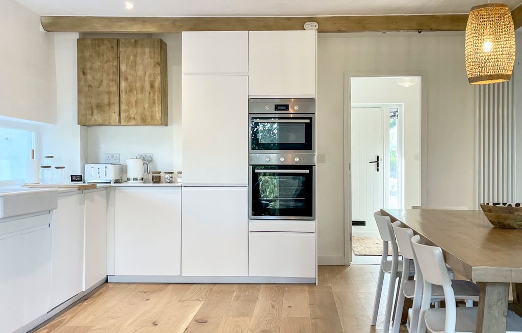 Bull Bay Cottage Wales Olivers Travels 4