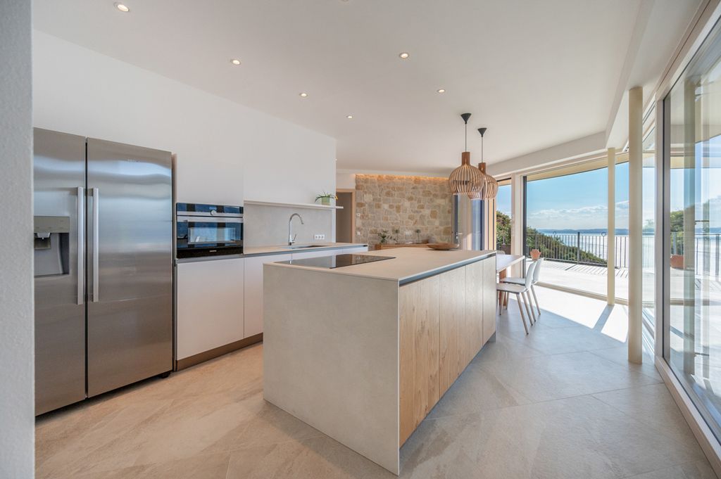 San Zeno Lake Garda Olivers Travels 5