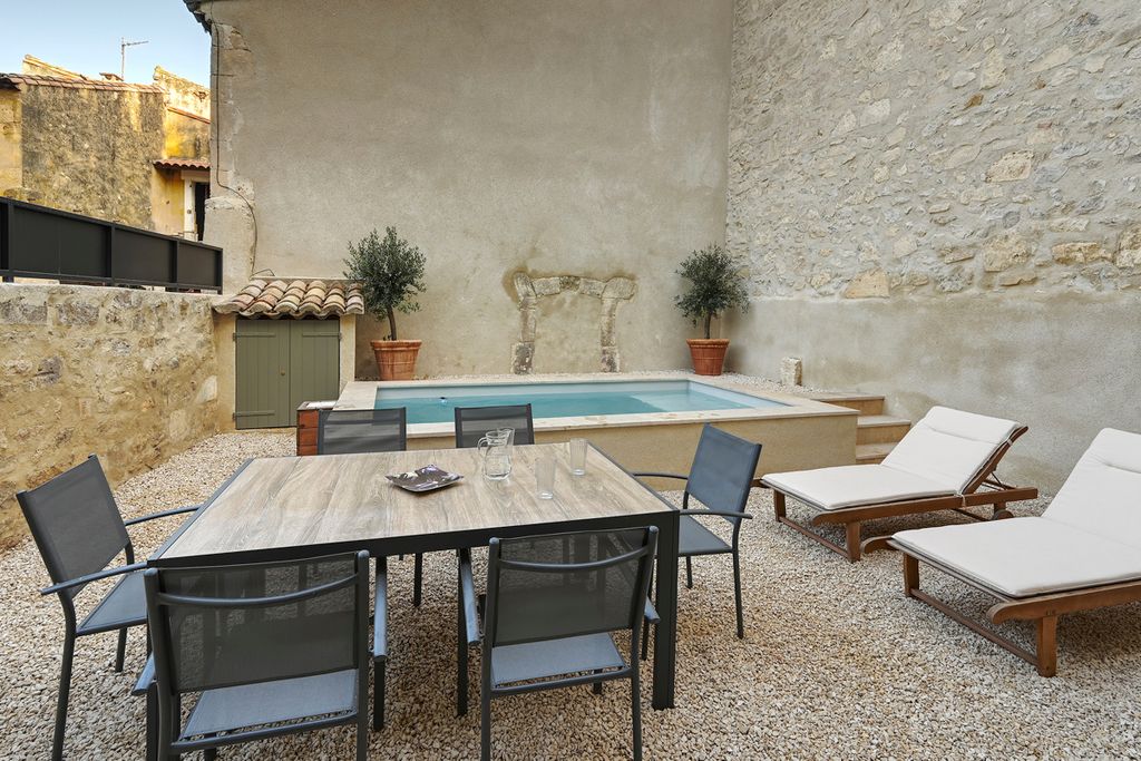 Maison Muscadet Provence Olivers Travels 5