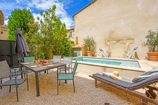 Maison Muscadet Provence Olivers Travels 1.1