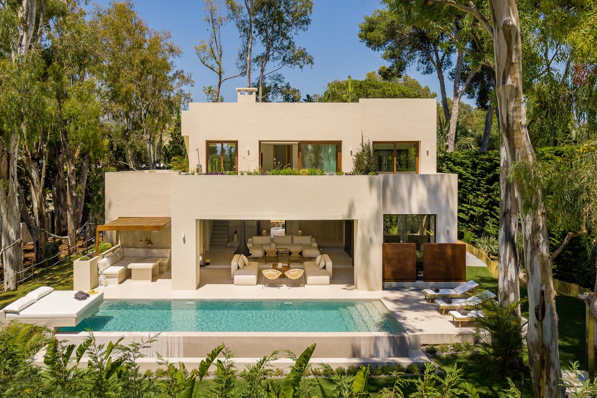 Casa Lujo