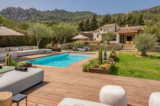 Casa Cueva Lujo Costadelaluz Coast Olivers Travels 1
