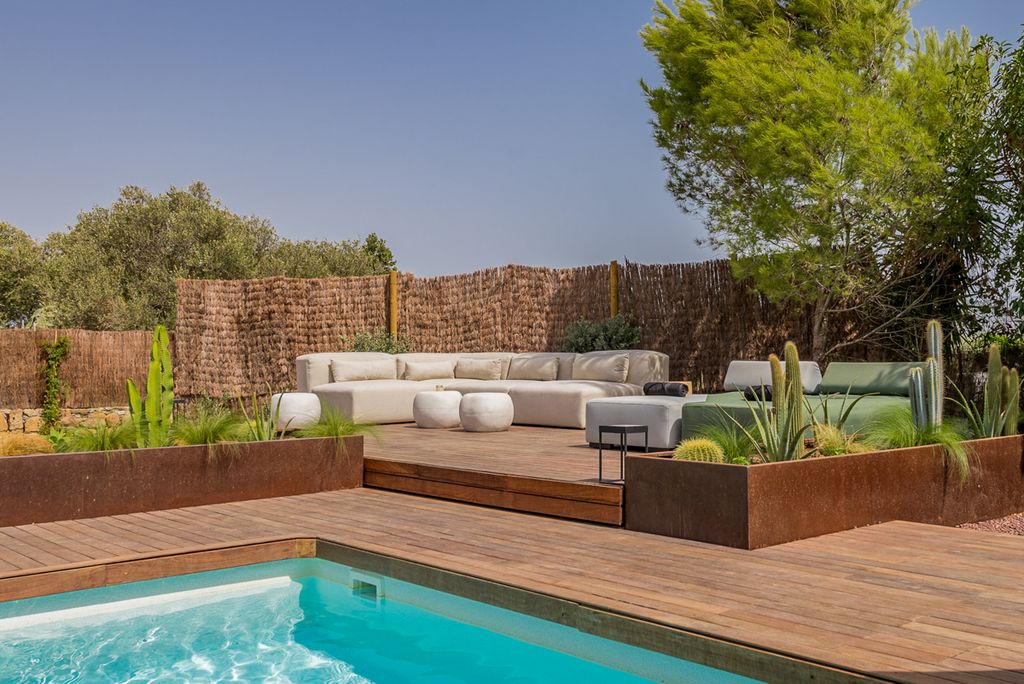 Casa Cueva Lujo Costadelaluz Coast Olivers Travels 6
