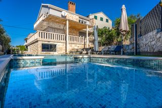 Villa Bilota Dalmatia Coast Olivers Travels 1