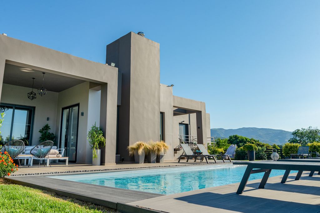 Villa Gypsum Crete Olivers Travels 21