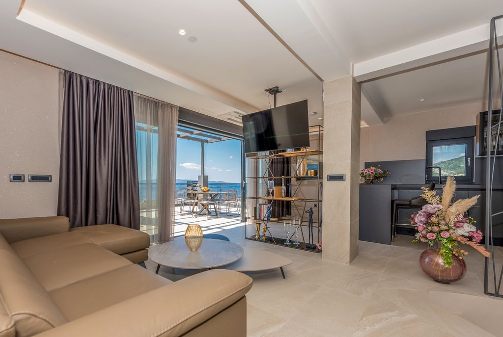 Villa Alojz Dalmatia Coast Olivers Travels 3