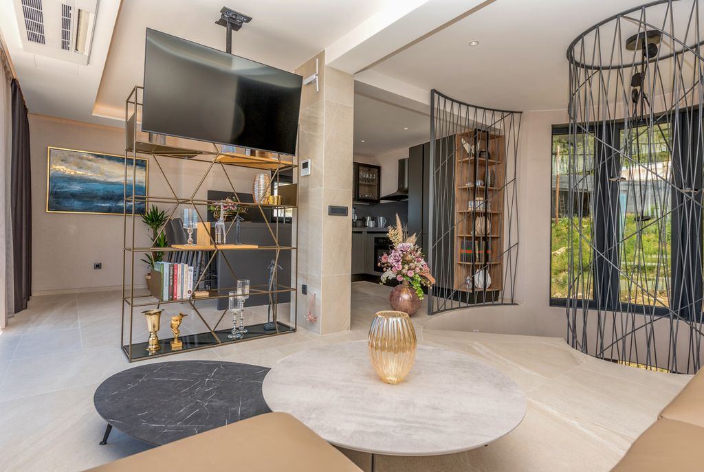 Villa Alojz Dalmatia Coast Olivers Travels 5