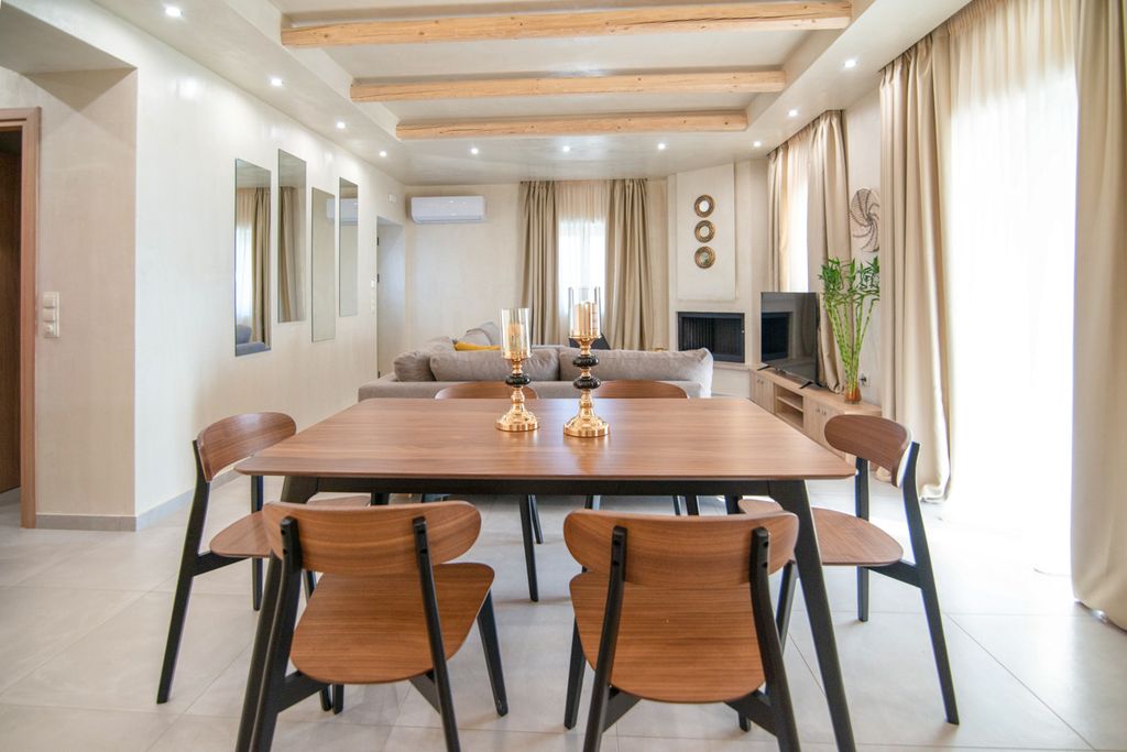 Villa Muriel Mainland Greece Olivers Travels 4