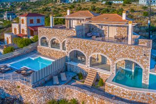 Villa Muriel Mainland Greece Olivers Travels 1