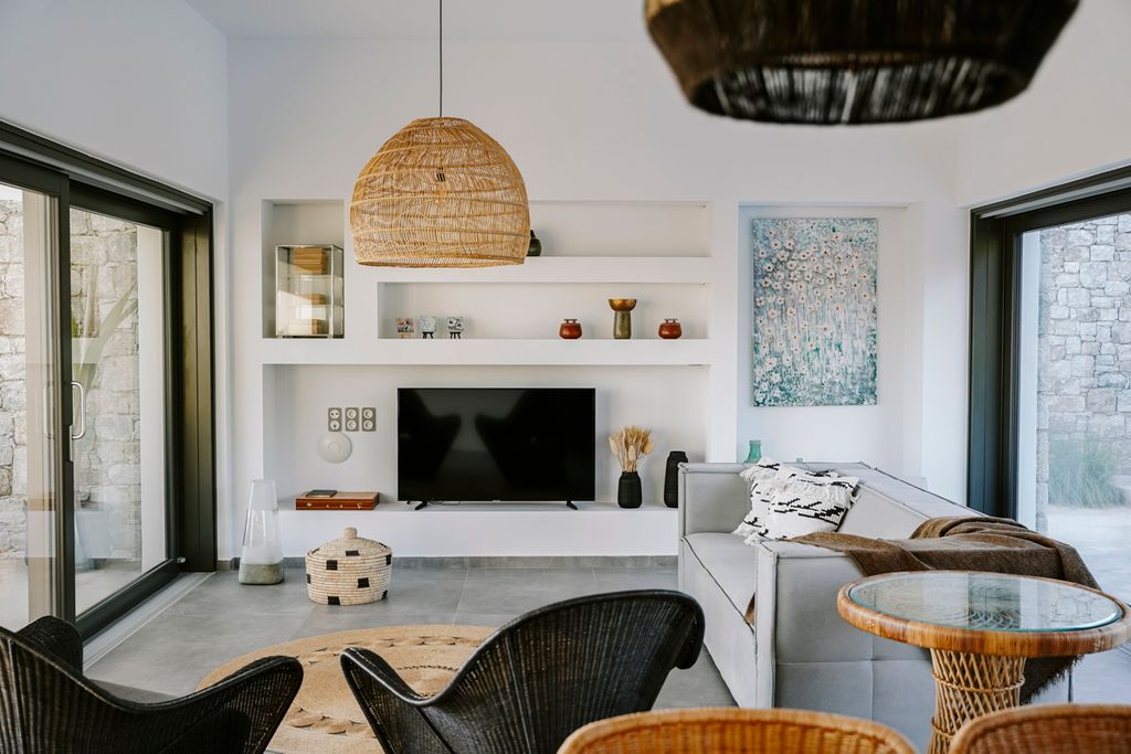 Villa Oskelos Stone Naxos Olivers Travels 4