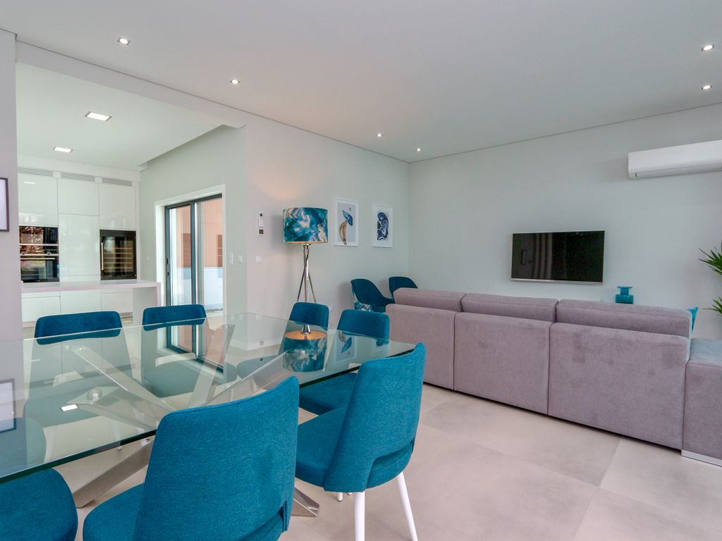 Villa Meiro Vilamoura Olivers Travels 3