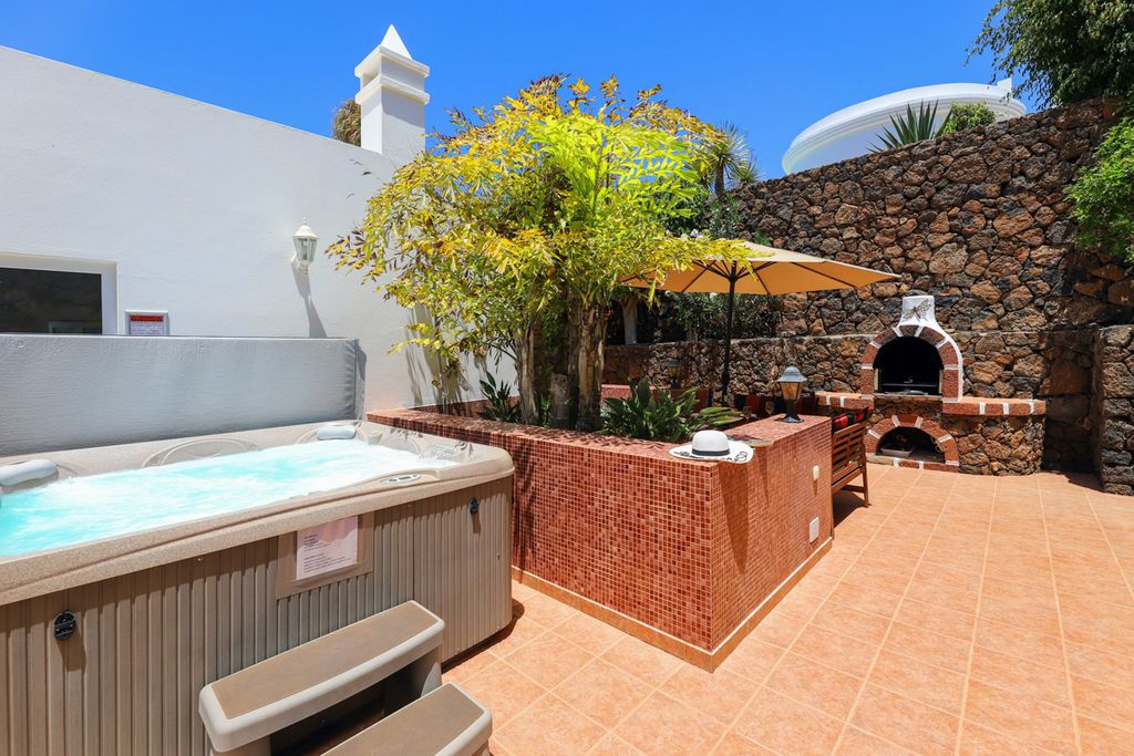 Casa Prieto Lanzarote Olivers Travels5
