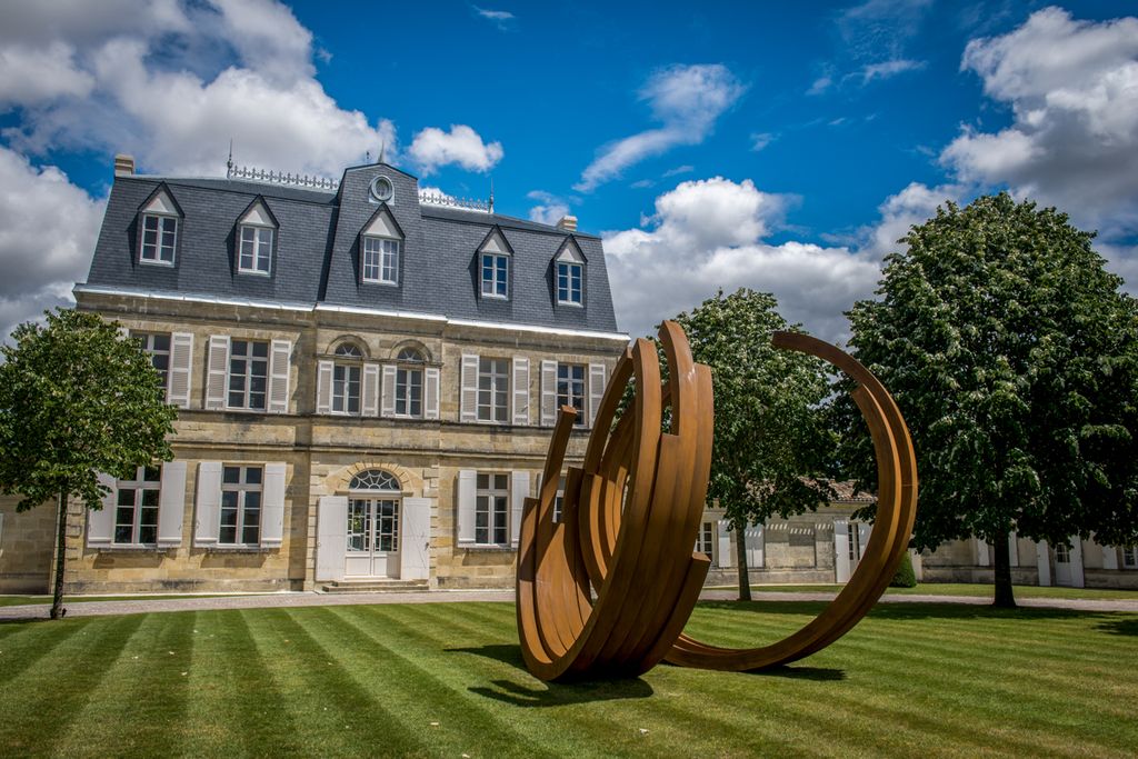 Chateau Calinotte Aquitaine Olivers Travels 1
