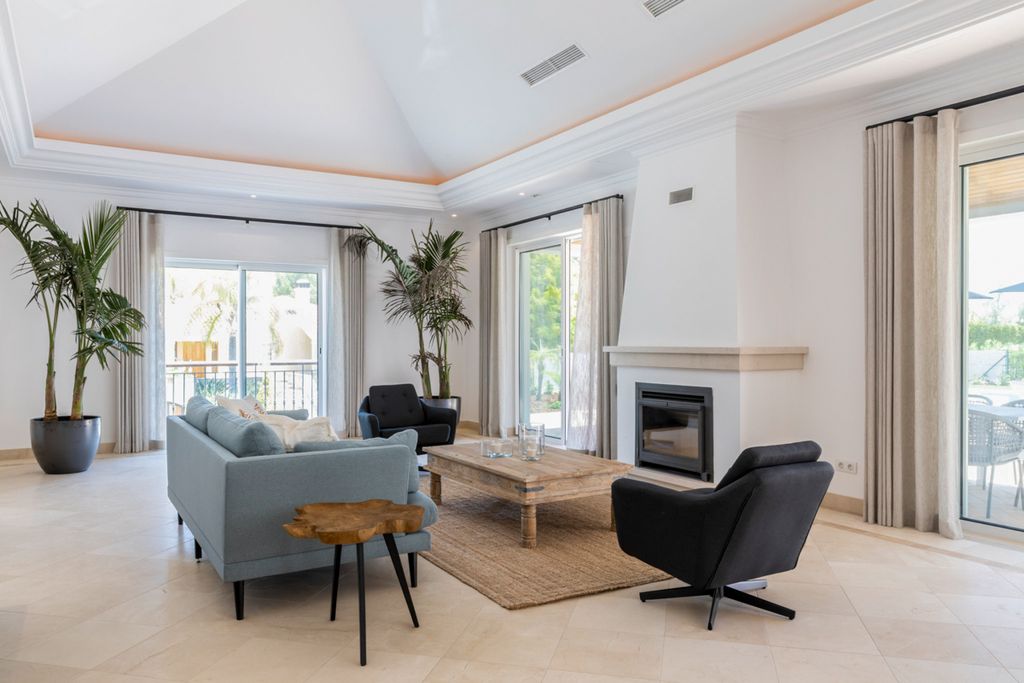 Villa Mingo Algarve Olivers Travels 4