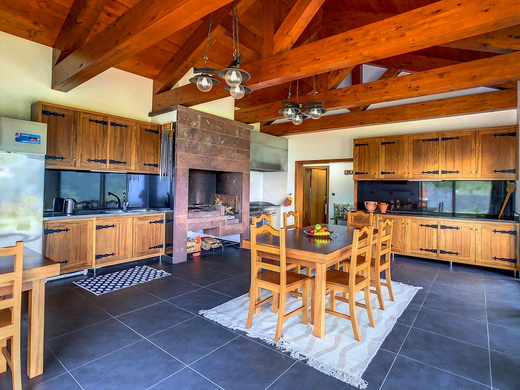 Moradia Penedo Madeira Olivers Travels 5