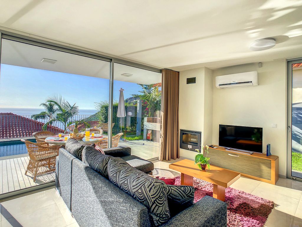Casa Russo Calheta Olivers Travels 3