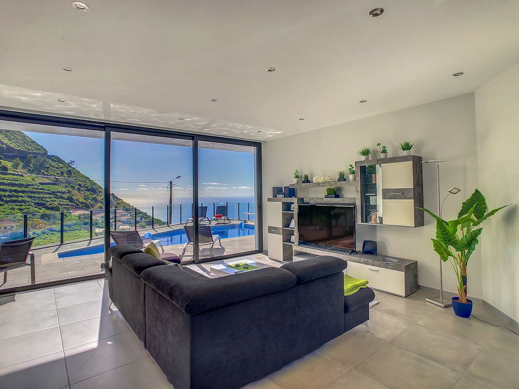 Casa Region Calheta Olivers Travels 3