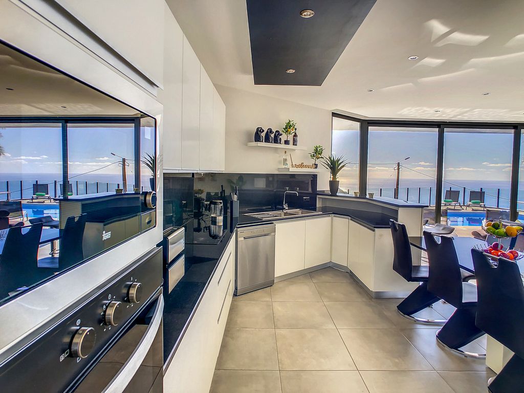 Casa Region Calheta Olivers Travels 5