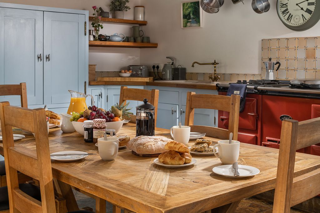 Old Combe Barn Devon UK OliversTravel 5