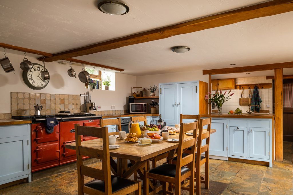 Old Combe Barn Devon UK OliversTravel 4