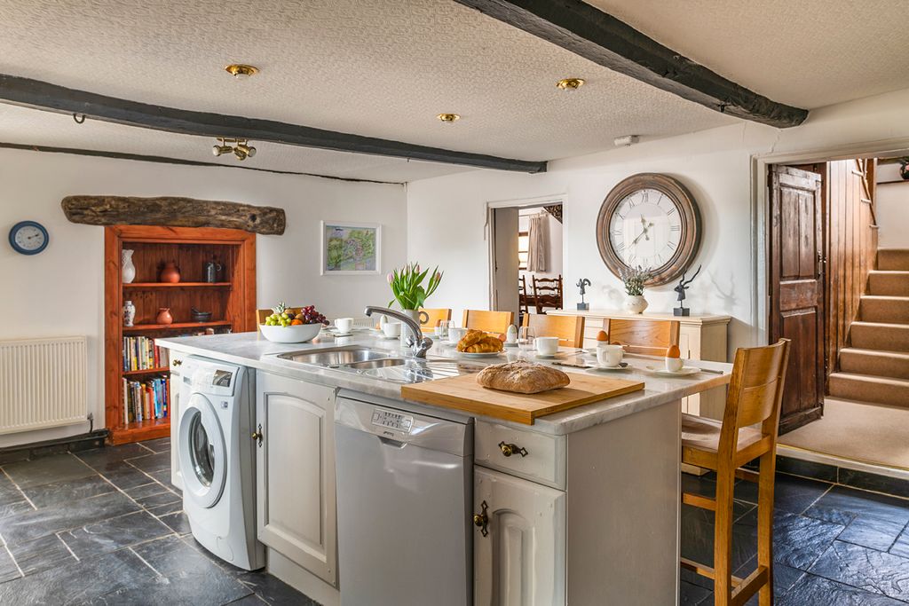 Broadsands Farmhouse Devon Olivers Travels3