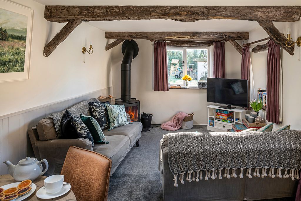 Holdstone Cottage Devon Olivers Travels2