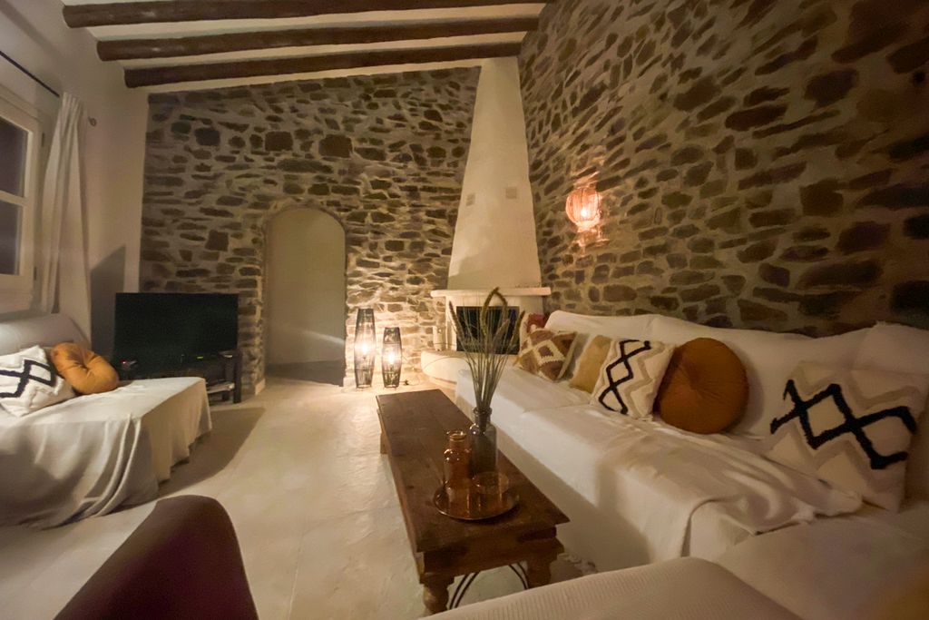 Villa Sayalonga Andalucia Olivers Travels 3