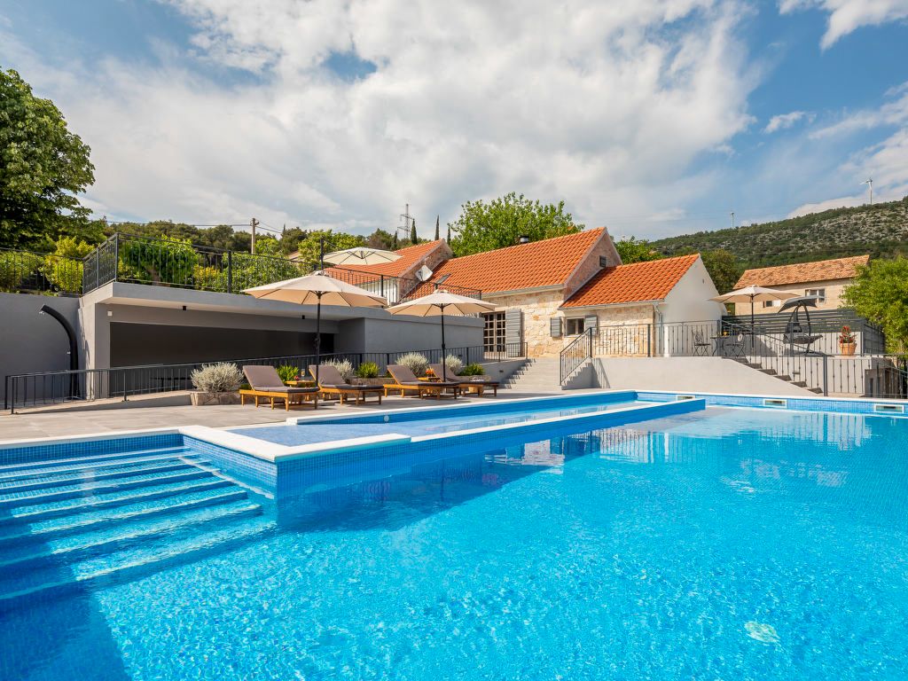 Villa Arantza Sibenik Olivers Travels 1