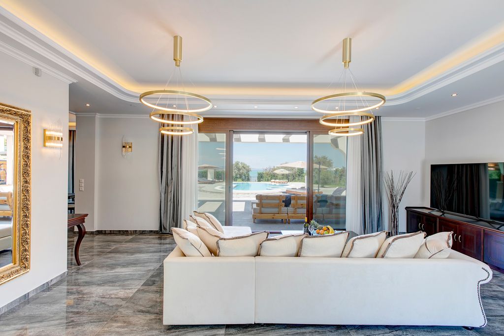 Vourvourou Beach Halkidiki Olivers Travels3